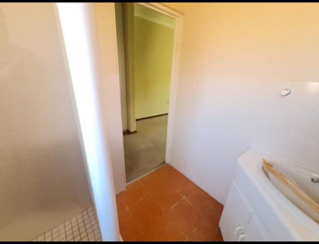 3 BEDROOM PROPERTY TO RENT IN DIE HOEWES